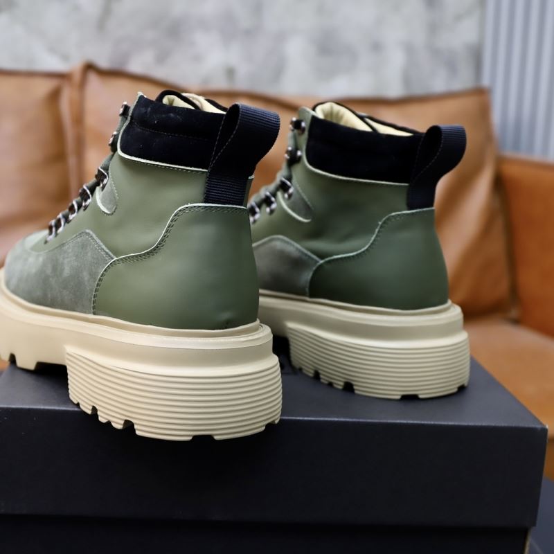 UGG Sneakers